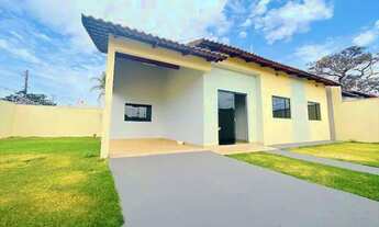 Imagem 2: Casa para venda com 220 metros quadrados com 3 quartos