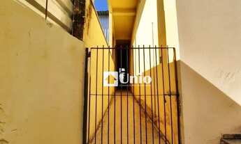 Imagem 2: Casa com 2 dormitórios para alugar, 324 m² por R$ 2.180,00/mês - Paulicéia - Piracicaba/SP