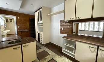 Imagem 6: Linda casa com 4 suítes no tradicional condomínio Santa Helena