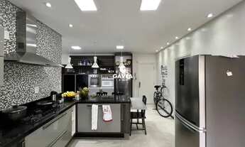 Imagem 7: Apartamento da Ponta da Praia, 3 dormitórios sendo 1 suíte com varanda na sala e vaga dema