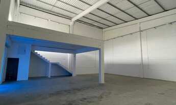 Imagem 2: Locação Anual Galpão Balneário Camboriú