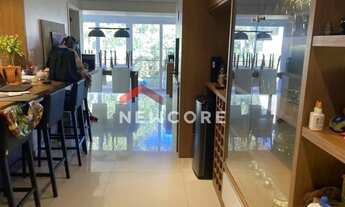 Imagem: Casa de condomínio em Avenida Coronel Marcos