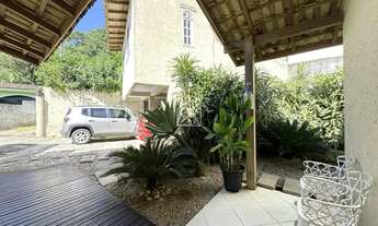 Imagem 7: Casa em Jurerê a apenas 300 metros do mar!