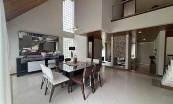 Imagem 4: Casa de alto padrão com quatro dormitórios à venda no bairro Centro em Tijucas/SC