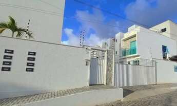 Imagem: Casa Tríplex em Condomínio Fechado - Nova