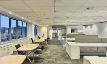 Imagem 5: Conjunto para alugar, 915 m² por R$ 156.195,00/mês - Vila Gertrudes - São Paulo/SP