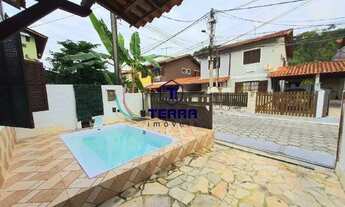 Imagem 4: Casa em Maria Paula, com piscina privativa, dentro de um pequeno condomínio