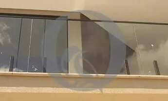 Imagem 5: Linda casa com 3 amplas suítes, à venda, 205 m² por R$ 1.950.000 - Condomínio Altos da Flo