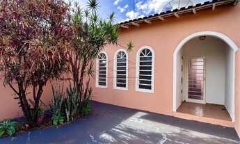 Imagem: LINDA CASA COM 01 DORMITÓRIO BEM LOCALIZADA