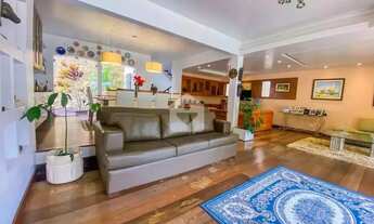 Imagem 4: Casa à venda com 4 quartos com 434m² - Centro - Petrópolis/RJ