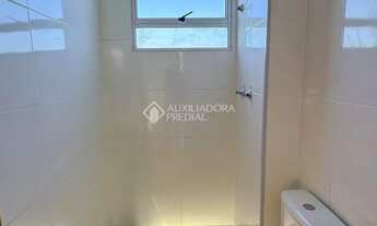 Imagem 7: Imóvel com 2 dormitórios, 1 banheiro social, sala de estar e jantar, cozinha