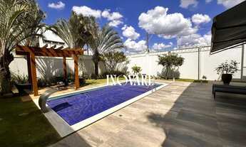 Imagem: Sobrado com elevador e 4 súites no Villa