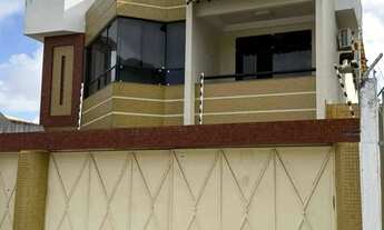 Imagem: Casa duplex em localização privilegiada