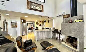 Imagem 4: Casa de Alto Padrão com Design Moderno e Sofisticação no Bairro Alberto Schons!