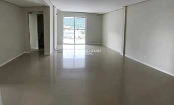 Imagem 3: Osório - Em prédio belíssimo, estilo neoclássico 3 dormitórios