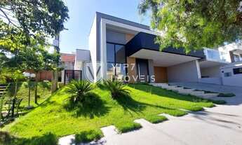 Imagem: Casa de Condomínio à venda, 3 quartos