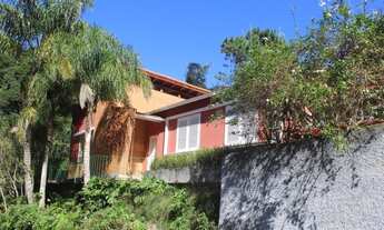 Imagem 5: Casa para aluguel com 3 quartos, 3 banheiros, piscina, no Quarteirão Ingelheim - Petrópoli