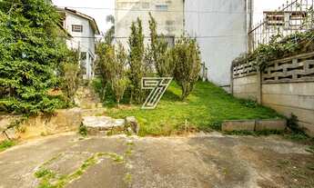 Imagem 6: São Lourenço é um bairro tranquilo, com ruas charmosas e arborizadas, conhecida pelas resi