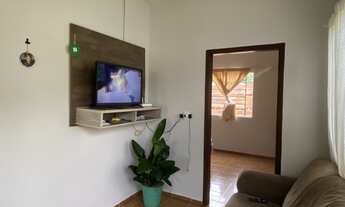 Imagem 4: Casa de alvenaria com dois quartos e amplo terreno em Rodeio