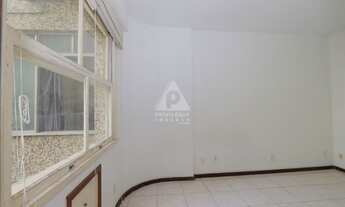 Imagem 5: KITNET/CONJUGADO EM RUA TRANQUILA