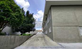 Imagem 2: Imóvel localizado entre a avenida Maringá e Jacob Macanhan, amplo espaço de terreno