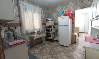 Imagem 6: Casa com 03 quartos, barracão no fundo com 01 quarto; Localizada no Jardim Bonança