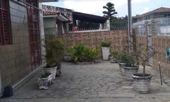 Imagem: EXCELENTE) Casa c/ 4 qts, 1 st, DCE, à