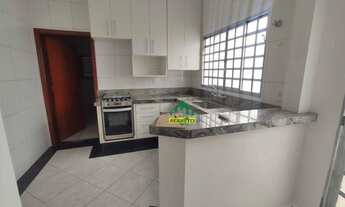 Imagem 4: Casa com 4 dormitórios para alugar por R$ 3.200,00/mês - Jardim do Prado - Araçatuba/SP