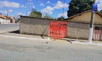 Imagem 2: Casa com Ótima localização Ponto de Esquina em Várzea da Palma MG