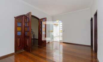 Imagem 2: Casa à Venda - União, 4 Quartos, 240 m2