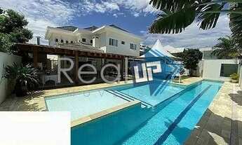 Imagem: Casa de condomínio para venda com 650m²