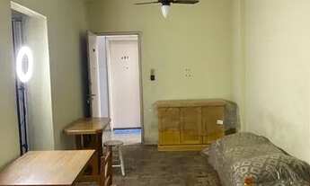 Imagem 3: Apartamento R$130Mil, Precisando de Reforma, Tipo Sala Living Grande, Cozinha, Área de Ser