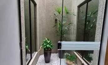 Imagem 2: Casa para venda possui 130 metros quadrados com 3 quartos em Centro - Itapema - SC