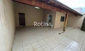 Imagem 2: Casa para aluguel, 3 quartos, 1 suíte, 2 vagas, Alto Umuarama - Uberlândia/MG