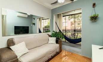 Imagem 2: Apartamento com 2 Dormitorio(s) localizado(a) no bairro JARDIM CARVALHO em Porto Alegre