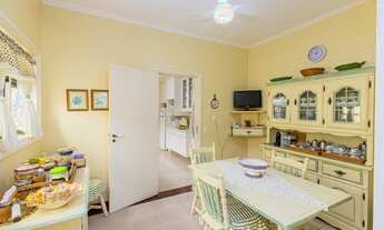 Imagem 5: Casa de condomínio para venda tem 313 metros quadrados com 5 quartos