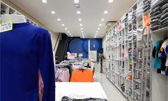 Imagem 4: Loja bem localizada entre Artur de Azevedo e Teodoro Sampaio Prox ao Metrô Faria Lima e Fr