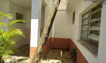 Imagem 4: Casa à venda em Centro com 160 m², 3 quartos, 1 suíte, 3 vagas