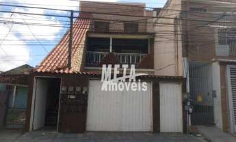 Imagem: Casa com 9 dormitórios à venda, 330 m²