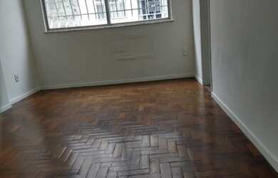 Imagem 2: Apartamento com 3 quartos sendo 1 suíte, sol da manhã na Rua Tiradentes Ingá