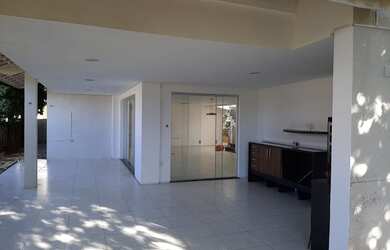 Imagem 3: Casa com 4 quartos à venda, 381 m² por R$ 2.800.000 - Cararu - Eusébio/CE