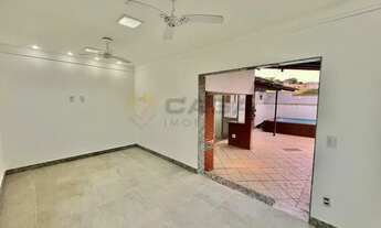 Imagem 7: Casa triplex em Jardim Camburi