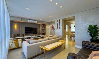 Imagem 3: Apartamento reformado frente mar na Praia das Pitangueiras, Guaruja