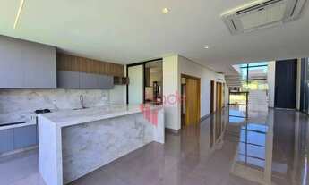 Imagem 5: Casa de Alto Padrão à Venda de 03 Quartos sendo todos Suítes no Bairro Vila do Golf em Rib