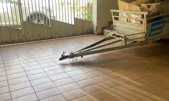 Imagem: Imóvel com duas casas e ponto comercial