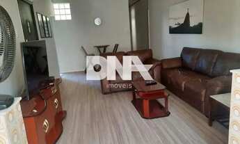 Imagem: Apartamento Padrão / Residencial / Glória