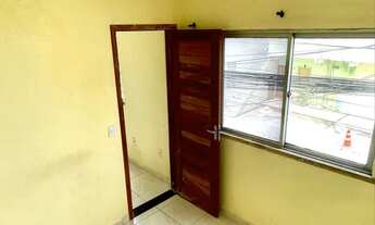 Imagem 4: Aluga-se Kitnet com 2 Quartos (1 Suíte) - Ótima Localização