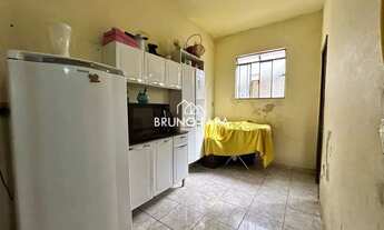 Imagem 7: Casa à venda no bairro Centro- Igarapé/MG