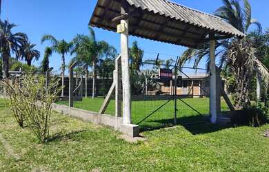 Imagem: Casa com 03 terrenos em Arambaré