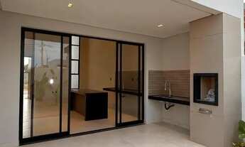 Imagem 4: P A D A N G B E A C H R E S I D E N C E